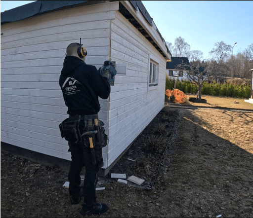 Fasadbyte och tillbygge av villa i Linköping